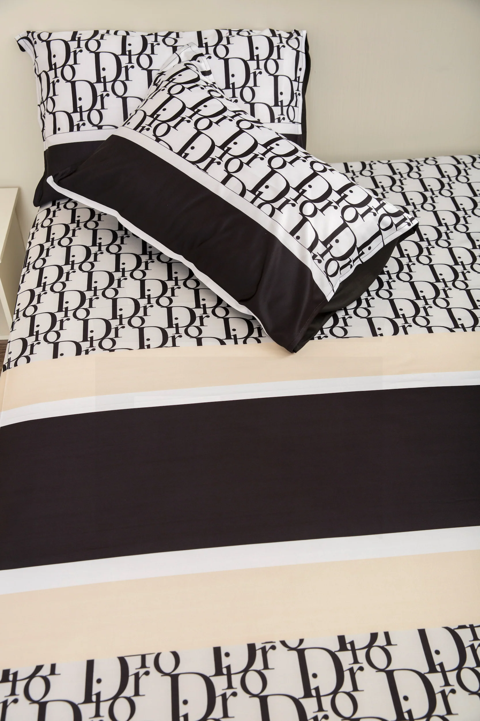 CD BEDSHEET 2pc - Image 3