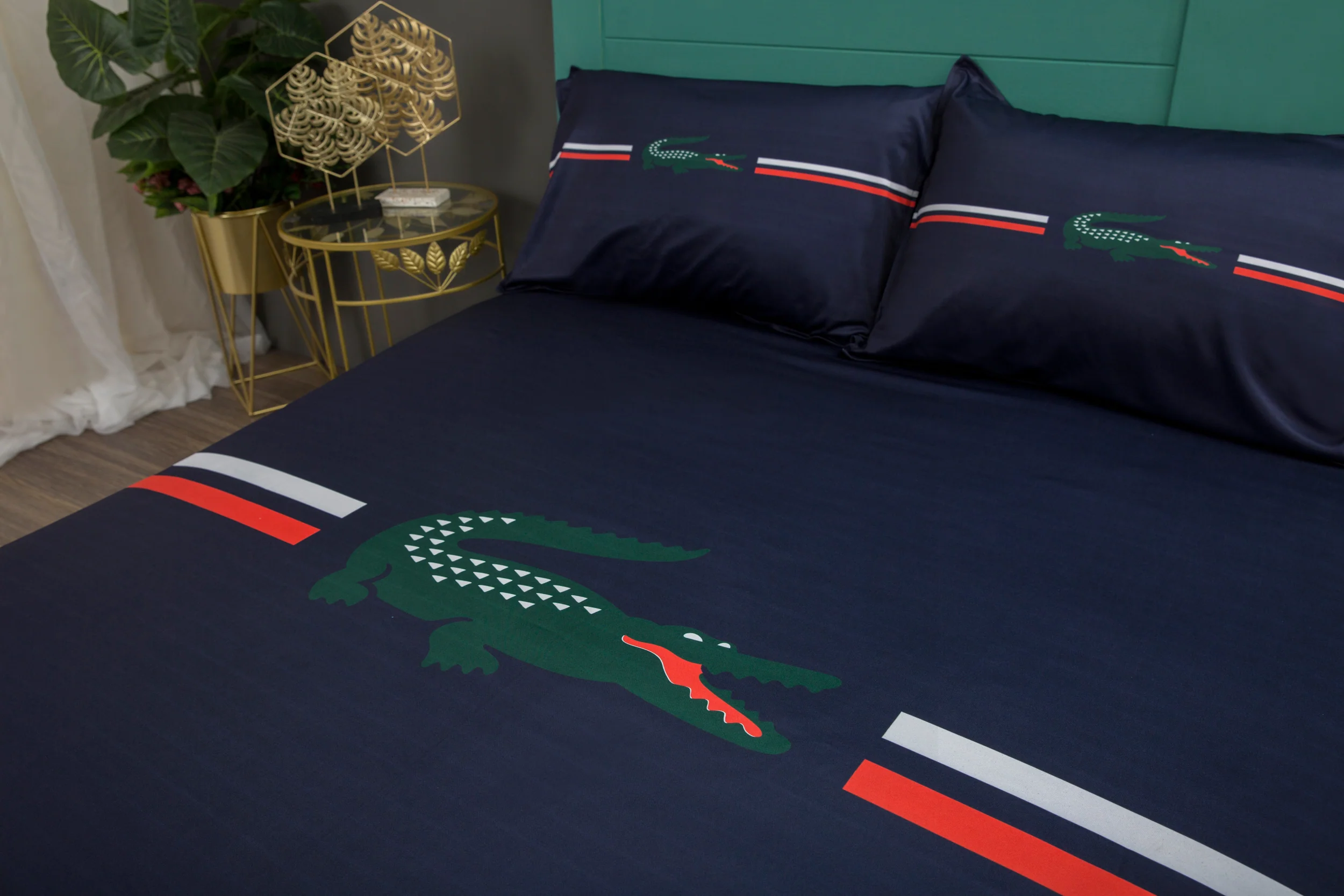 CROC  BEDSHEET 2pc - Image 4