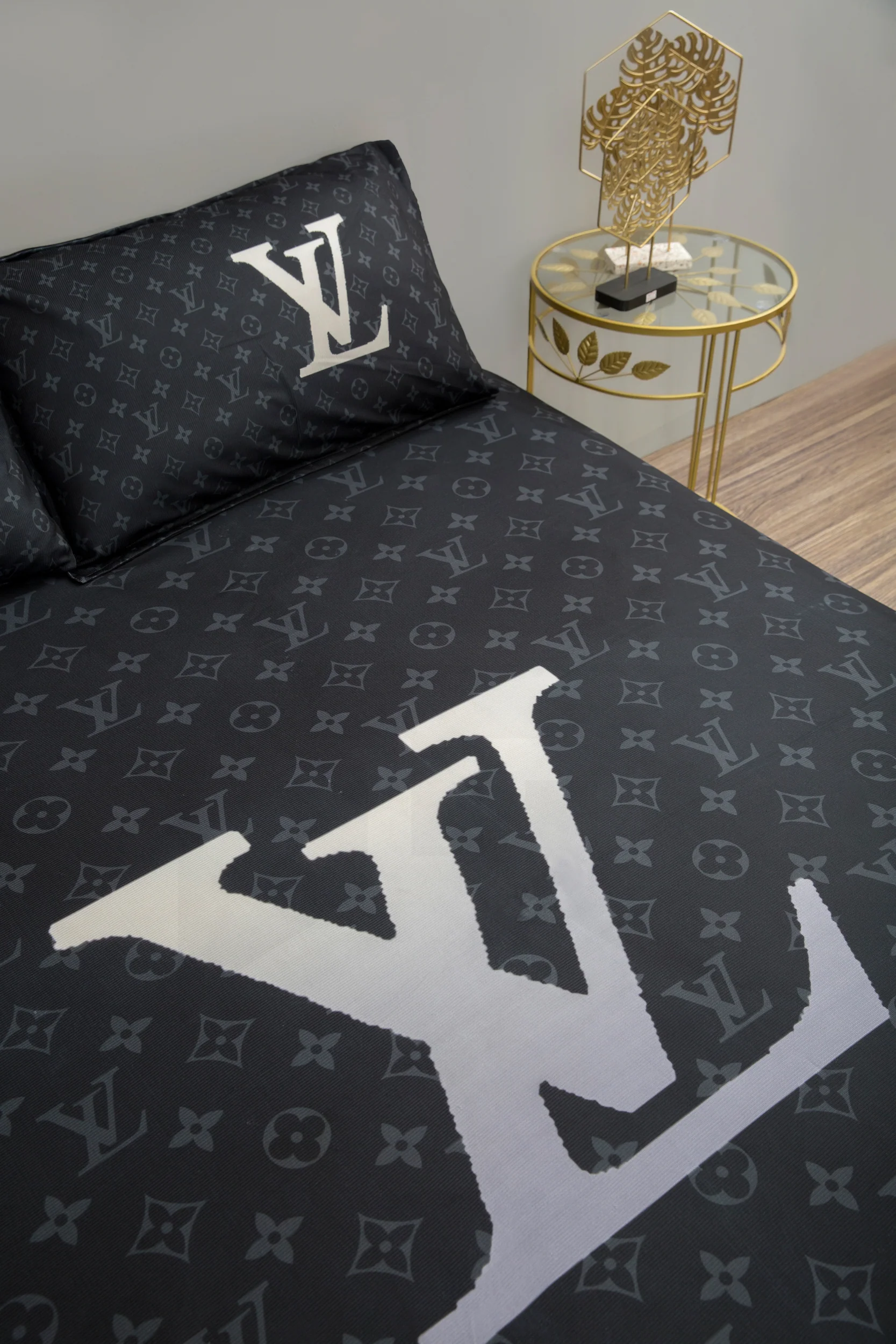 LVS TWOTONE BEDSHEET 2pc - Image 2