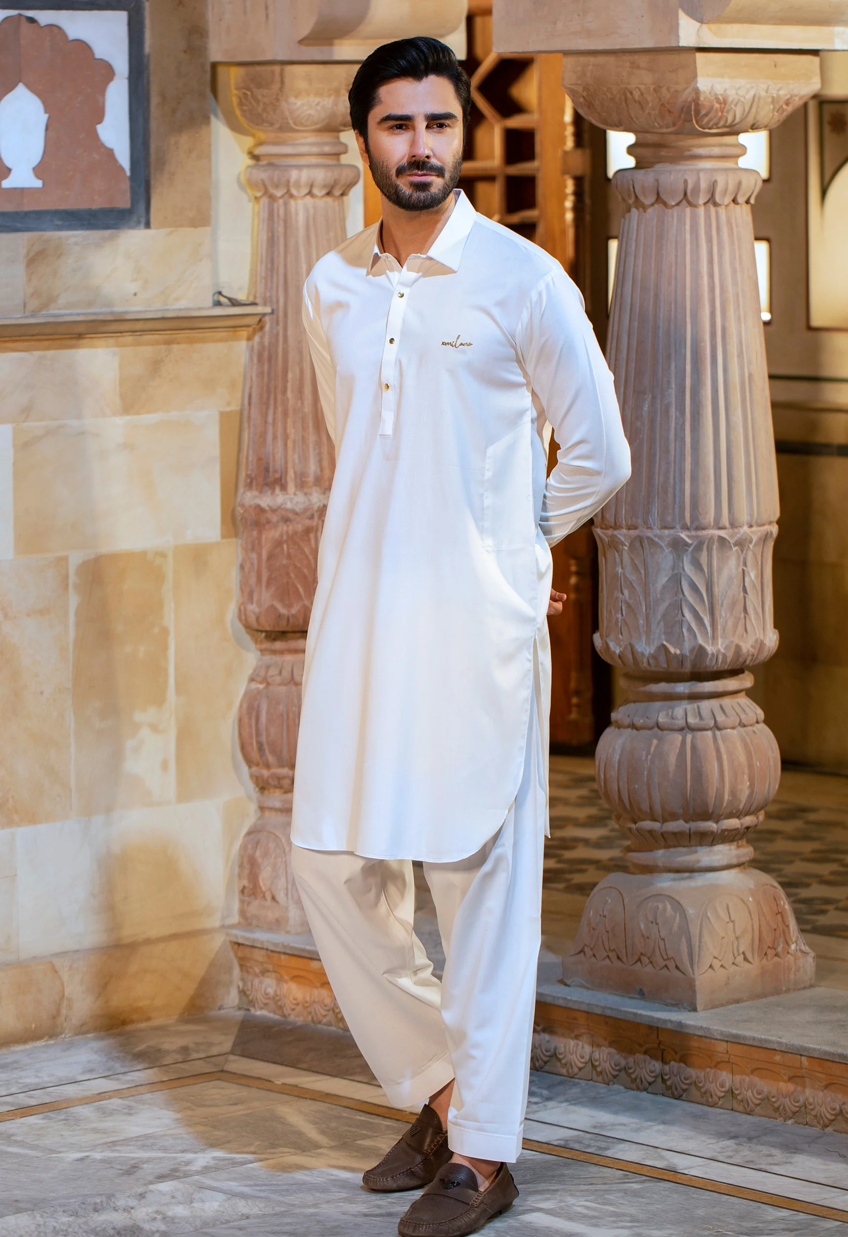 Signature Xmilano Logo Stitched Shalwar Kameez - Off White - Image 2